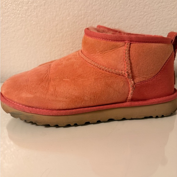 WOMEN'S CLASSIC ULTRA MINI BOOT (please read) - Picture 5 of 10